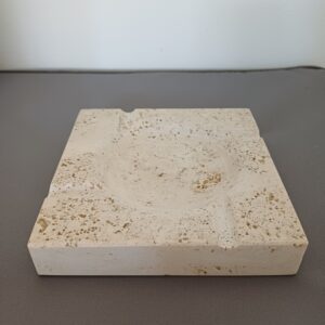 Posacenere in travertino quadrato vintage anni 70 design italiano modernariato m